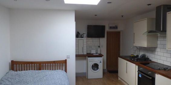 Cairo Street, Warrington, Cheshire, WA1 - Photo 3