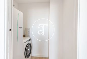 4 bedroom apartment for rent with 2 bathrooms near the beach