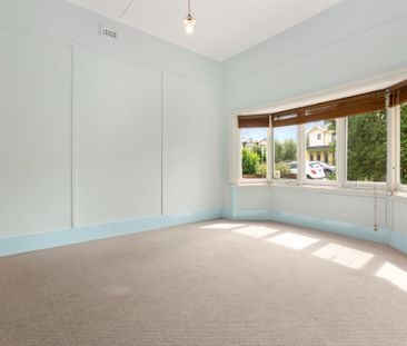 5 Osborne Grove, Preston VIC 3072 - House For Rent | Domain - Photo 4