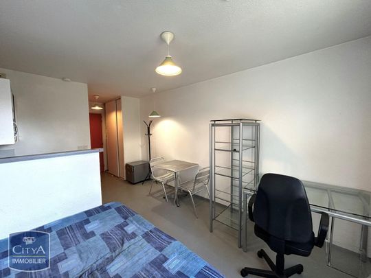 Location Appartement 1 pièce 17m² JACOB BELLECOMBETTE 73000 - Photo 1