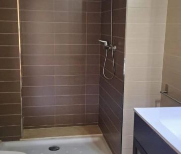 Piso de alquiler en Carrer del Montseny, 11, Sant Andreu de la Barca - Photo 5