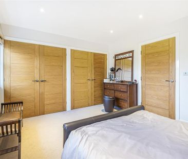 3 bedroom end of terrace house to rent - Photo 6
