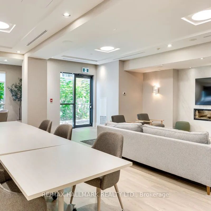 319 Merton Street #PH10 - Photo 1