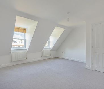 3 bedroom terraced house to rent - Photo 5