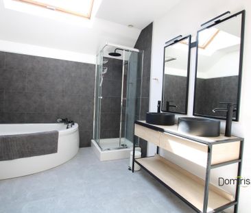 Location Appartement 4 pièces 118m² LYS LEZ LANNOY 59390 - Photo 6