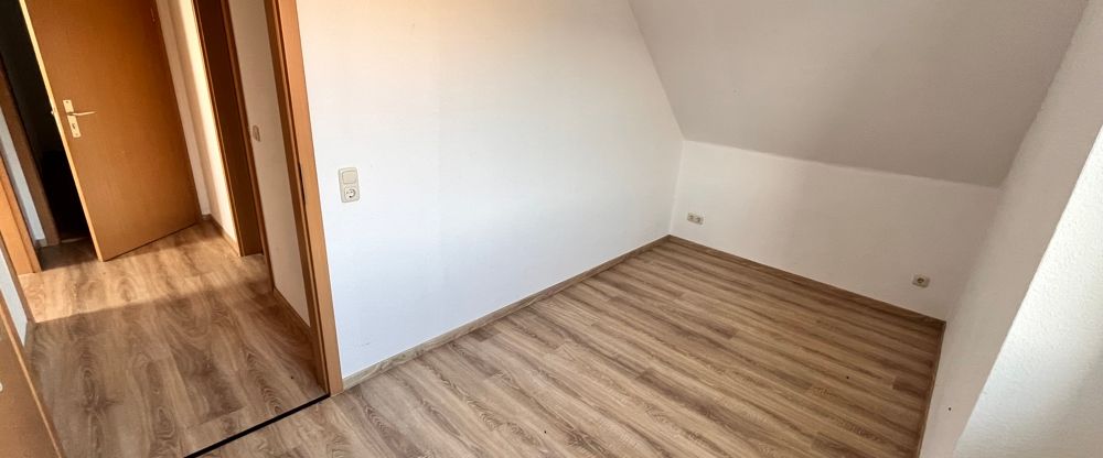 Gemütlich Wohnen im Dachgeschoss - Foto 1