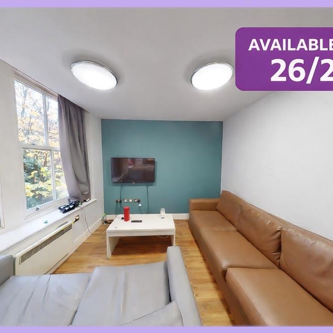 5 bedroom flat to rent - Photo 1