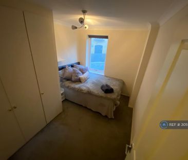 2 bedroom maisonette to rent - Photo 4