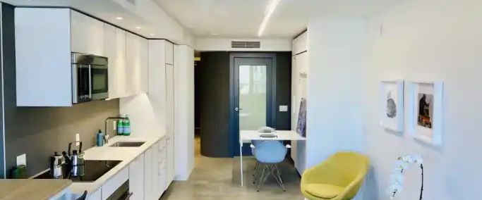 Top Floor, Corner Studio with Mountain Views in Mt. Pleasant | 550 East Broadway, Vancouver - Photo 1