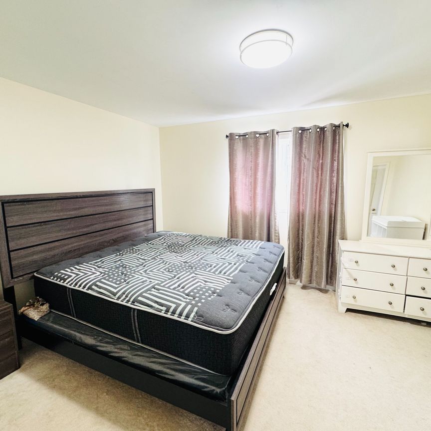 For Lease - 33 Palomino Place, Whitby, Ontario - Photo 1