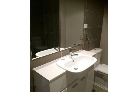 Furnished Studio - Photo 3