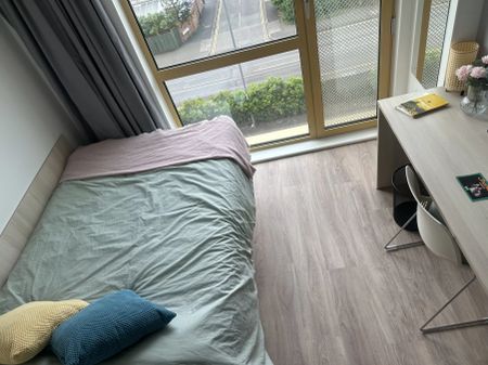 Silver En Suite - Photo 3