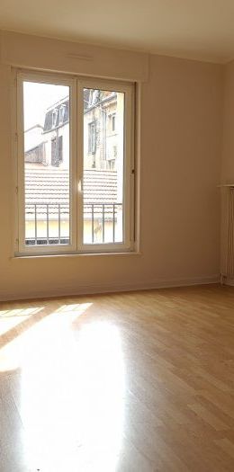 F2 centre ville - Photo 1