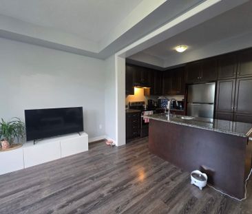 For Lease - 3161 William Coltson Avenue, Oakville, Ontario - Photo 2