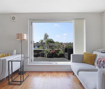 2 bedroom penthouse to rent - Photo 1