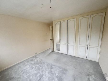 4 bedroom detached house to rent - Photo 5