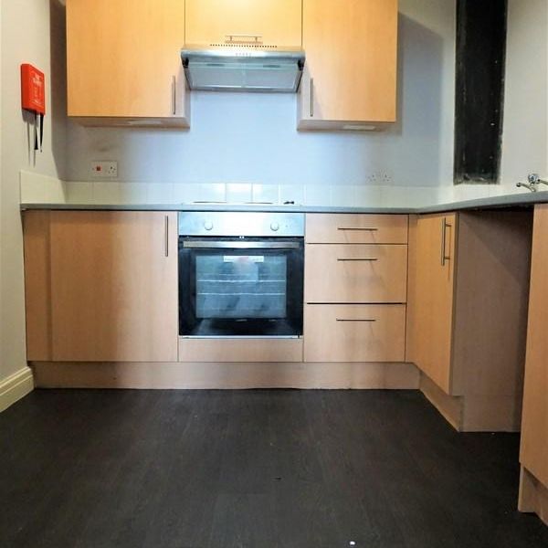 1 bedroom ground floor flat to rent - Photo 1