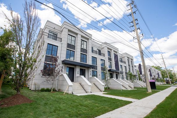 For Lease - 1180 Cawthra Road Unit# 102, Mississauga, Ontario - Photo 1