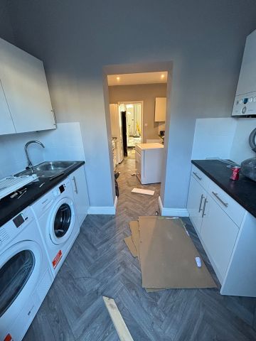 2 Bed Terraced House, Lilian Road, SW16 - Photo 5