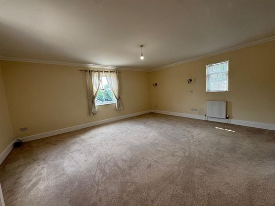 5 bedroom detached house to rent - Photo 1