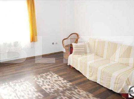 De inchiriat apartament cu 1 camera , cu terasa de 10 mp si loc de parcare! - Photo 2
