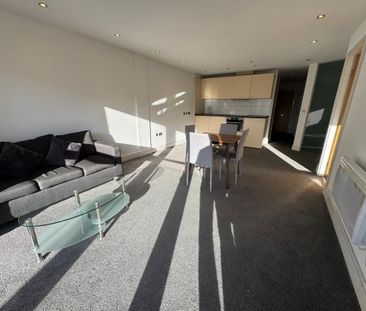 2 bedroom flat to rent - Photo 4