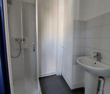 Location Appartement 1 pièce 29m² ELBEUF 76500 - Photo 4