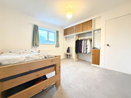 Tone Drive, Gloucester - Photo 3