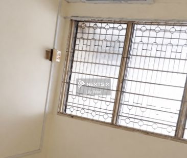 Taman Pelangi (JB Town) Single Storey Terrace House - Photo 5