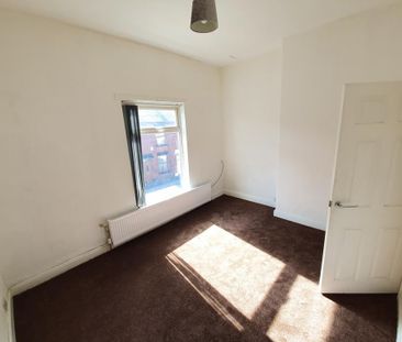 2 bedroom terraced house to rent - Photo 6