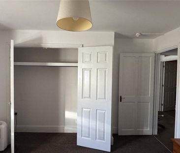 Bristol Road, - Photo 3