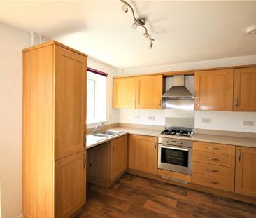 2 bedroom terraced house to rent - Photo 3