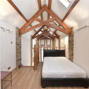 1 bedroom flat in Chelsea - Photo 2