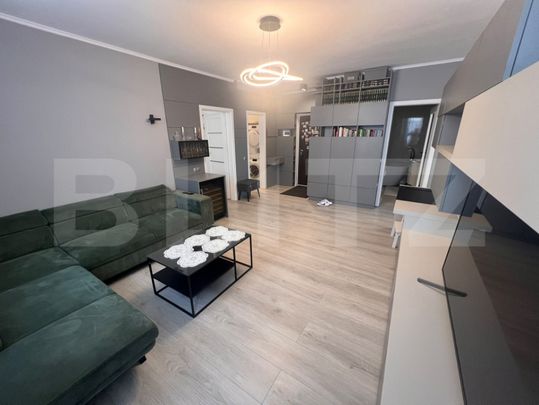 Apartament cu 3 camere, semicentral, parcare subterana, in z - Fotografie 1