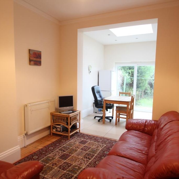 House share to rent - Photo 1