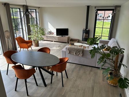 Gezellige vrijstaande woning met grote tuin - Foto 2