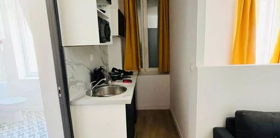 Location Studio 1 pièces 19 m2 à Saint-Quentin - Photo 2