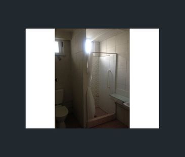 WALK TO OXFORD STREET! - Photo 4