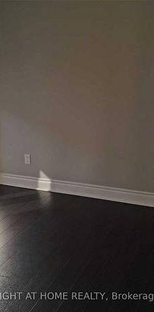 Jarvis St. & Bloor St.W Beautiful 2Bdrm Split Laminate Floors Corner - Photo 1