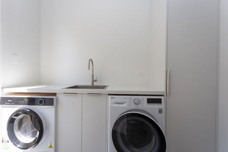 Modern three bedroom home in Halswell! - Photo 2