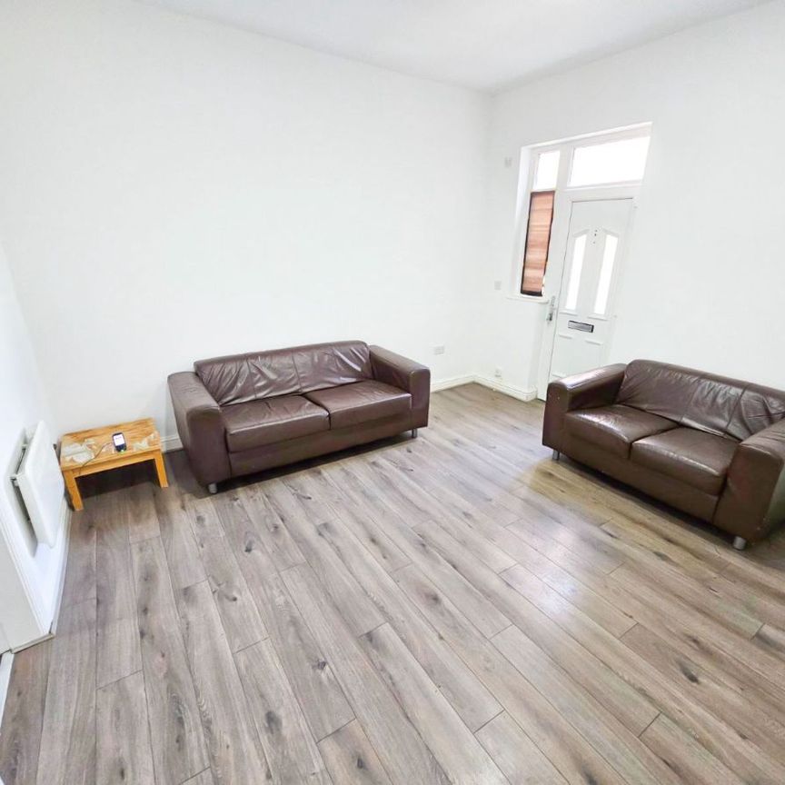 Wellington Road North, Stockport, Cheshire, SK4 - Photo 1