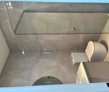 one year new modern master room pets friendly last chance . - Photo 6
