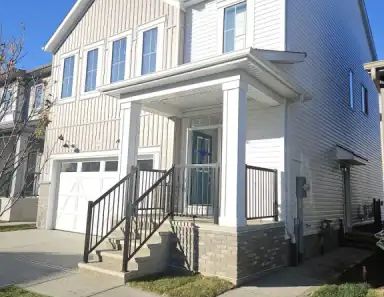 Welcome to this beautiful 4 bedroom+den Sherwook Park community of Hearthstone. | STONESIDE Rd, Sherwood Park - Photo 1