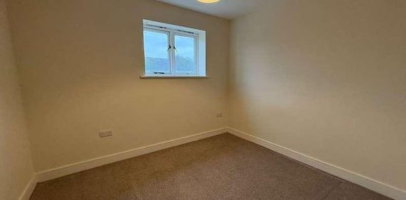 Burford Road, Carterton, OX18 - Photo 2