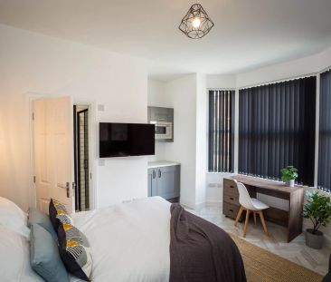 To Rent Bouverie Street, **Available From August 2025 - 6 Bedrooms*... - Photo 3