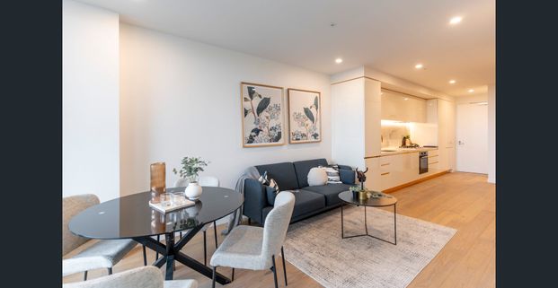 **Final Release** Affordable and Spacious 3-Bedroom Apartment for Lease Trio Box Hill - Photo 1