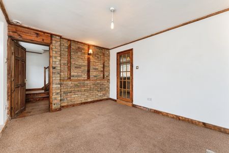 High Street, March, Benwick - Photo 2