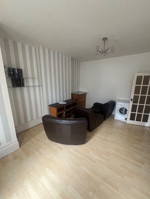 1 Bed Flat, Palmerston Crescent, N13 - Photo 1