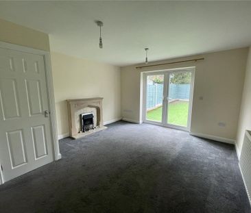 2 bedroom end of terrace house to rent - Photo 1