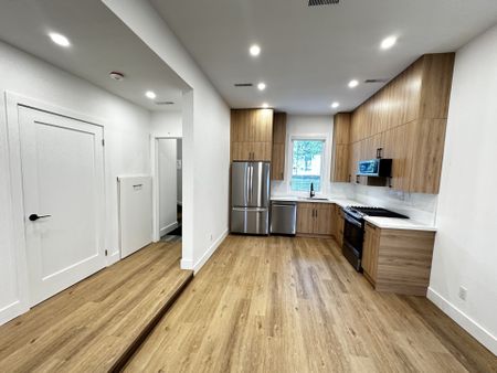 For Lease - 31 Woodfield Road Unit# Laneway, Toronto, Ontario - Photo 4